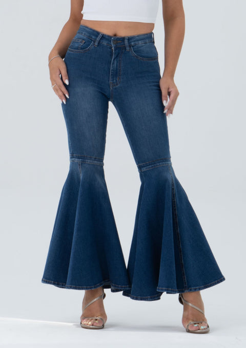 Summer '23 Super Flare Jeans: Elevate Your Style Game